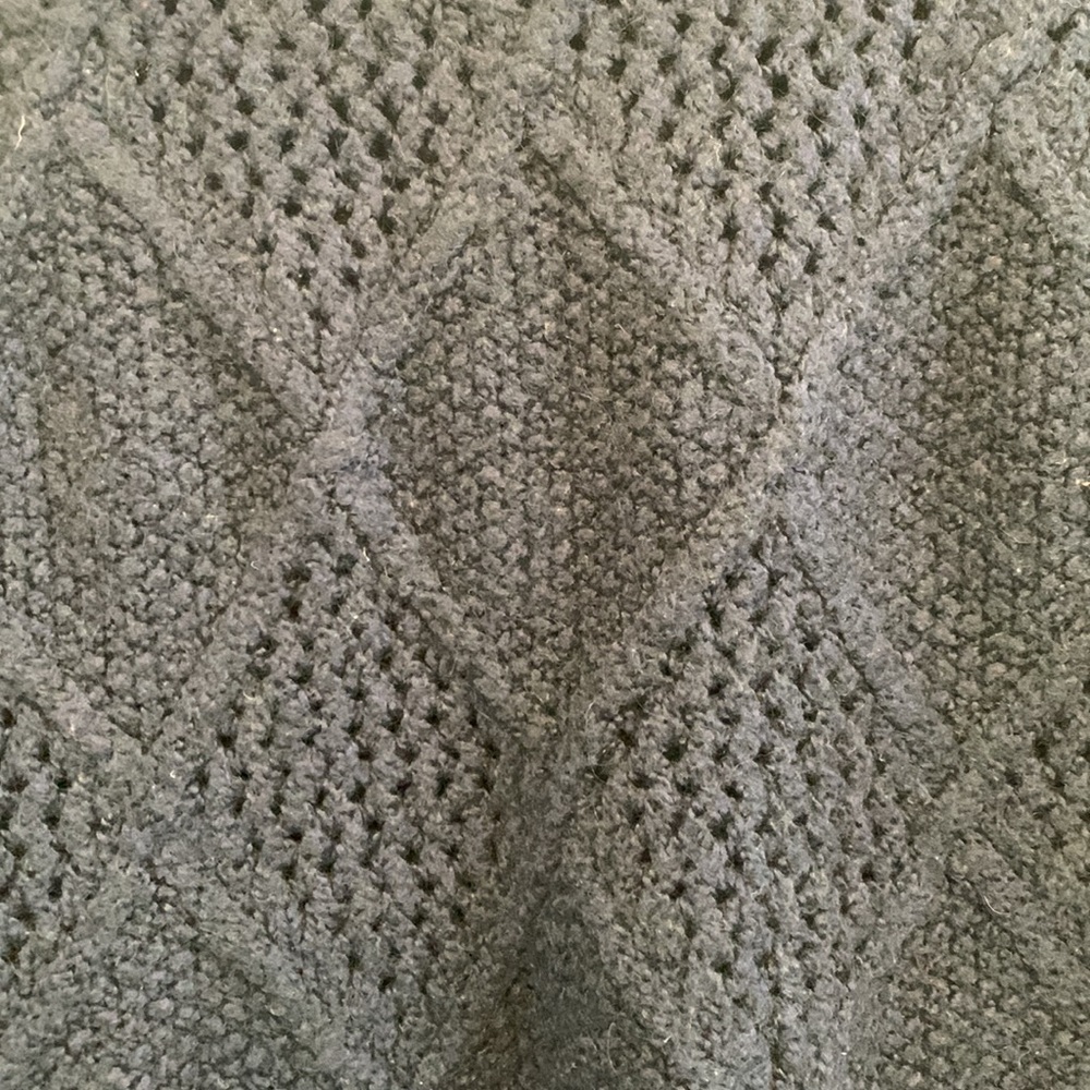 American Eagle sweater - Picture 5 of 12